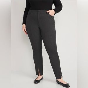 NWT- Old Navy Size 22 High Waist Pixie Split Hem